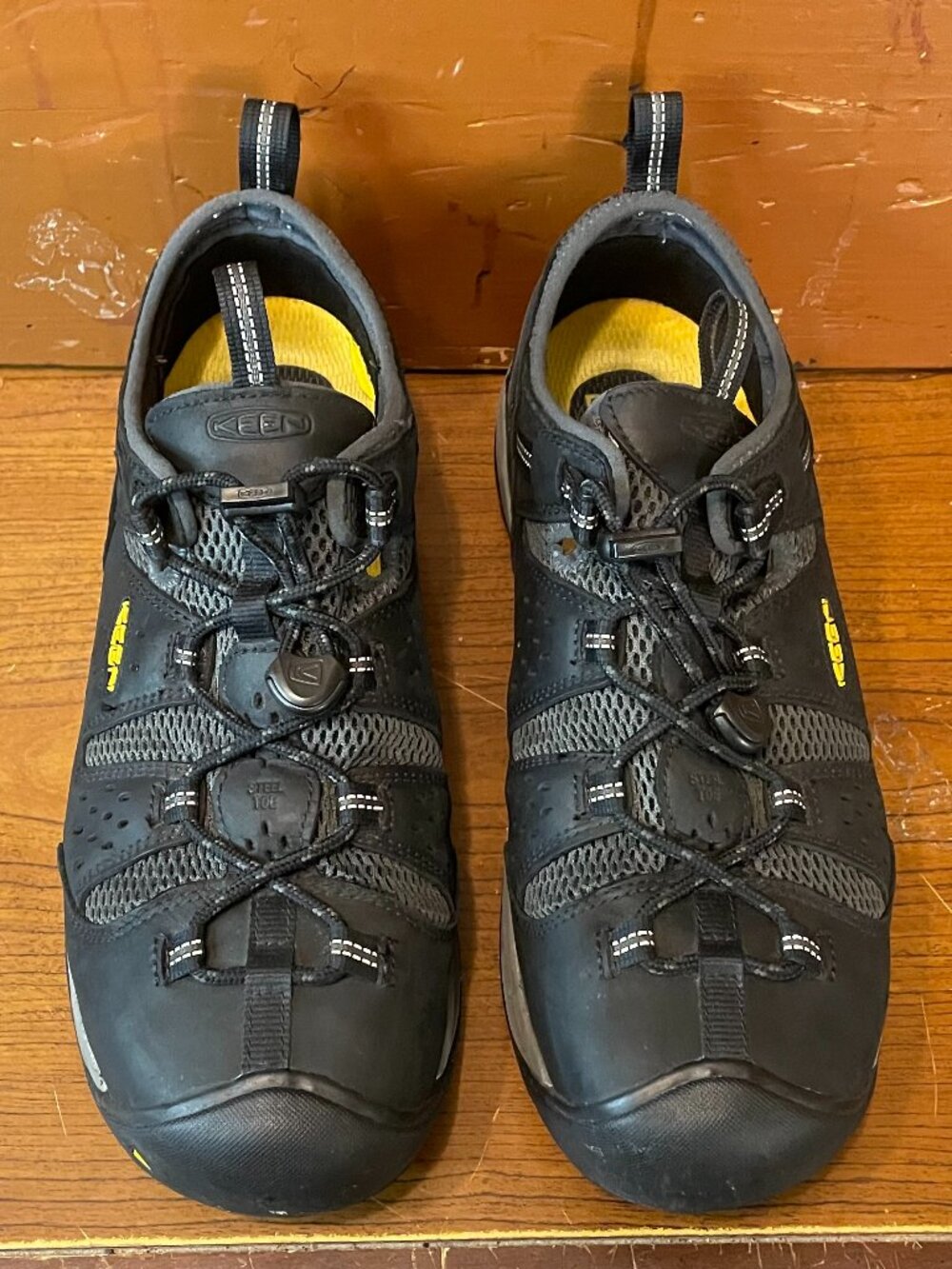 KEEN Men's 13 EE Atlanta Cool II Steel Toe Mesh Breathable Black Work Shoes - Picture 4 of 8